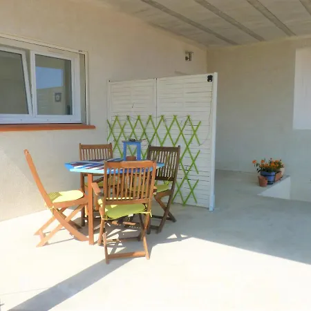 La Belle Bleue Apartment *